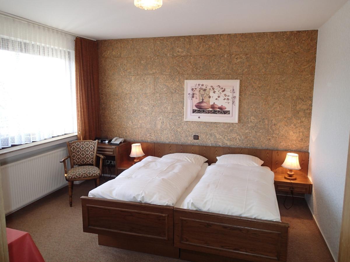 Hotel-Garni Pfeffermuehle Emmerthal Room photo